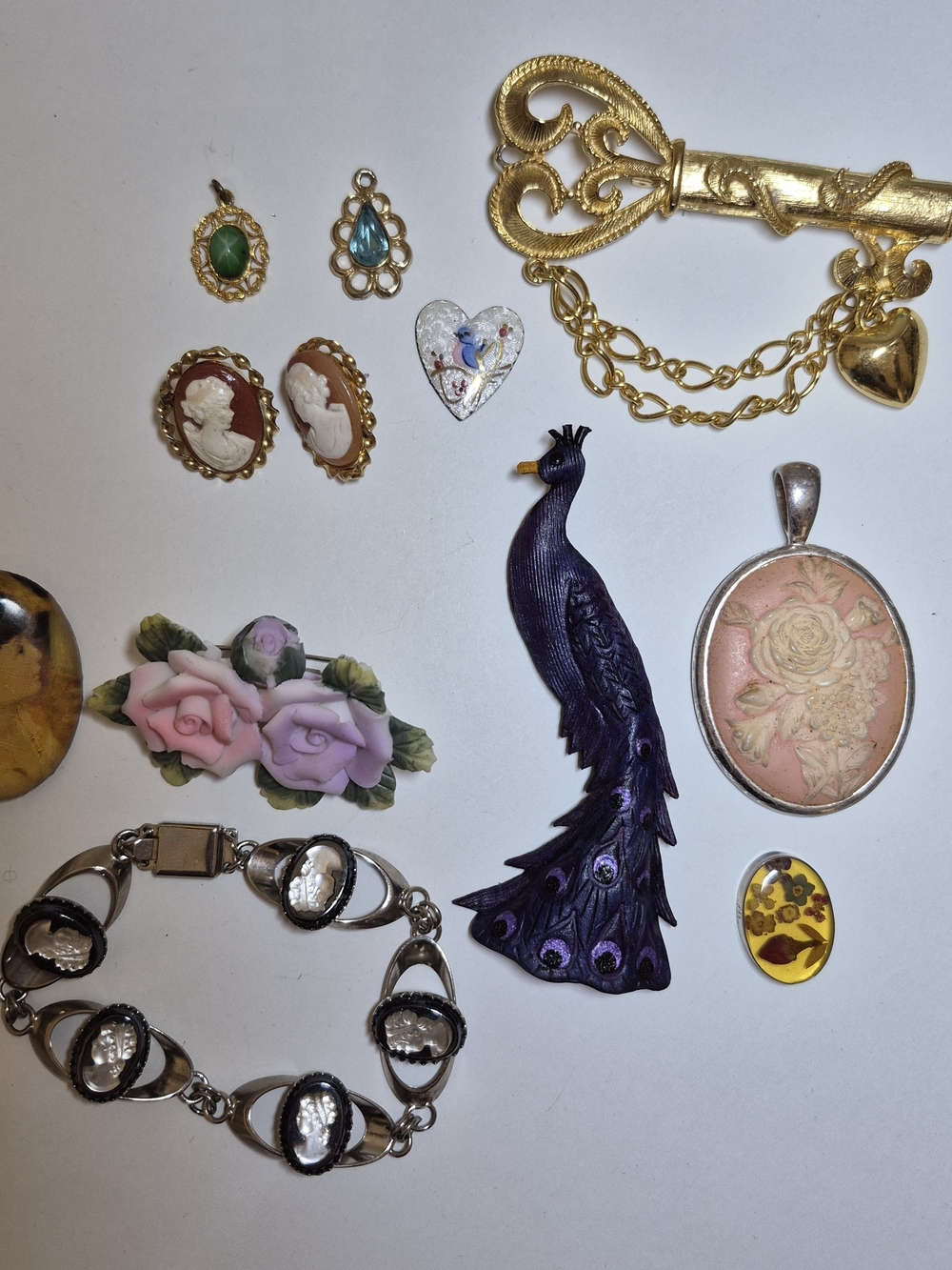 Vintage Jewelery Lot